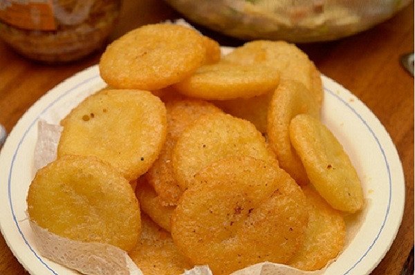 Các bước làm bánh từ bột nếp chiên giòn hấp dẫn