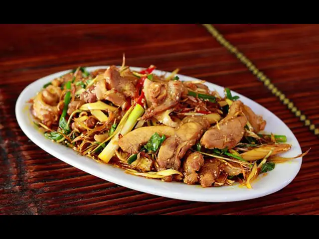 Khám Phá Các Cách Nấu Thịt Gà Ngon Tuyệt Đỉnh Cho Bữa Ăn Gia Đình Khám Phá Các Cách Nấu Thịt Gà Ngon Tuyệt Đỉnh Cho Bữa Ăn Gia Đình