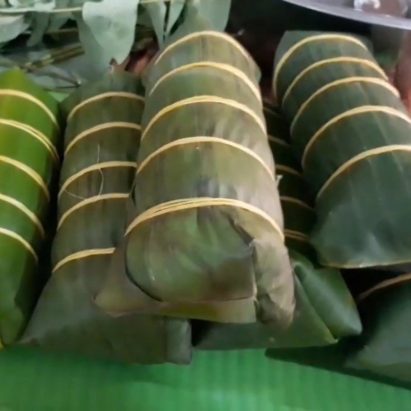 Các đòn nem thịt nạc đang được ủ