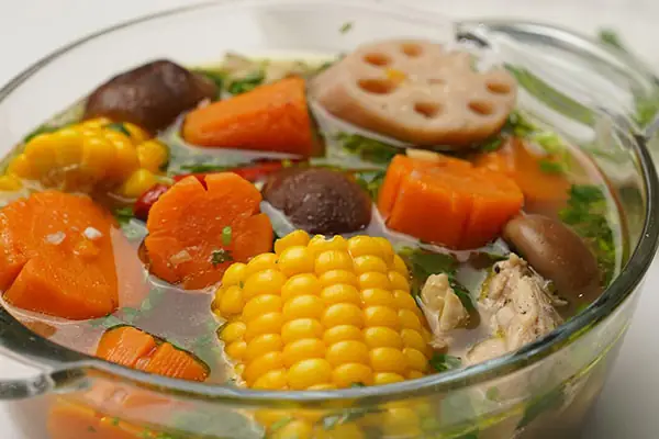 các món canh hàng ngày