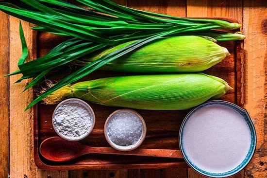 Các nguyên liệu cơ bản để nấu chè bắp nếp dẻo thơm