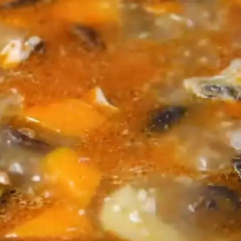 Cách Nấu Gà Với Cá Mòi Ngon Đậm Đà Chuẩn Vị Việt