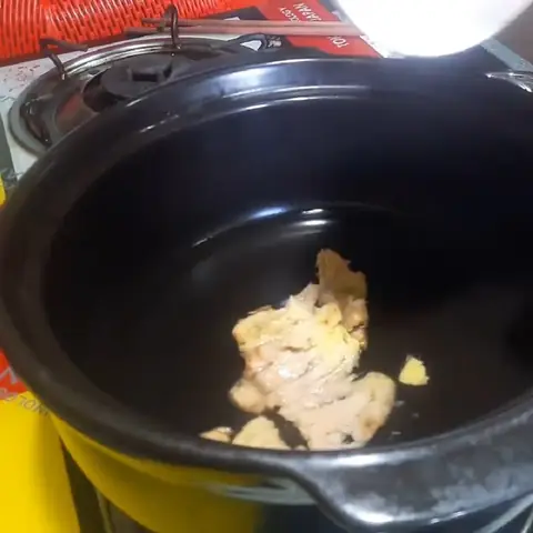 Cách Nấu Gà Với Cá Mòi Ngon Đậm Đà Chuẩn Vị Việt