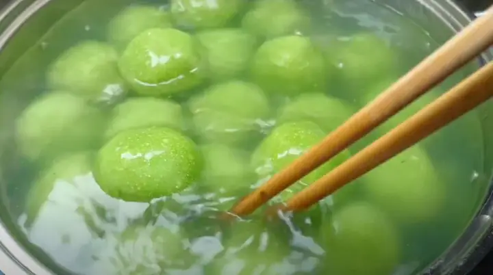 Cách Làm Bột Năng Nấu Chè Dẻo Ngon, Trong Suốt Chuẩn Vị Tại Nhà