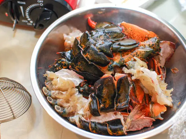 Hướng Dẫn Chi Tiết Cách Làm Cua Nấu Bầu Thơm Ngon Chuẩn Vị Hướng Dẫn Chi Tiết Cách Làm Cua Nấu Bầu Thơm Ngon Chuẩn Vị