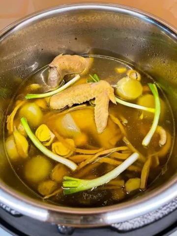 cách làm món gà nấu măng khô cách làm món gà nấu măng khô