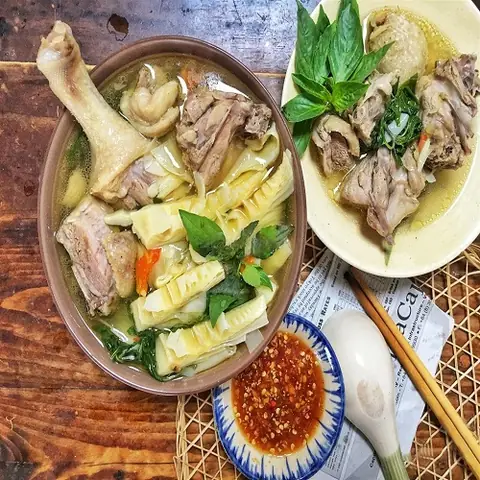 Cách Làm Vịt Nấu Măng Chua: Bí Quyết Khử Mùi & Nấu Đậm Đà Chuẩn Vị