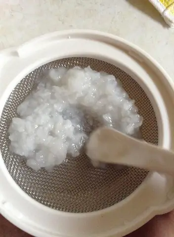 Cách nấu cháo ăn dặm kiểu Nhật bằng nồi cơm điện