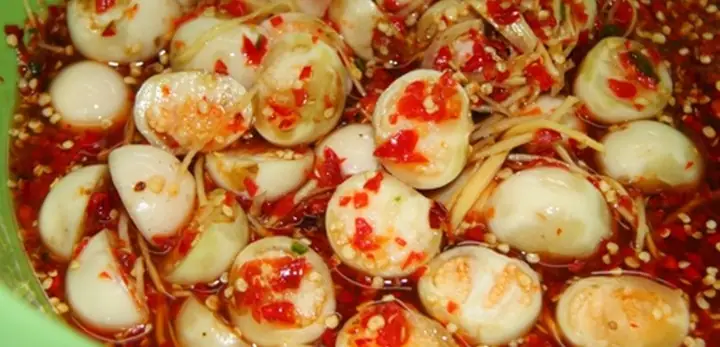 5Thịt luộc, cà muối