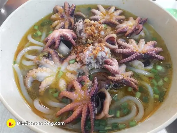 Công thức nấu bánh canh bạch tuộc chuẩn vị: Giòn, ngọt, không tanh Công thức nấu bánh canh bạch tuộc chuẩn vị: Giòn, ngọt, không tanh