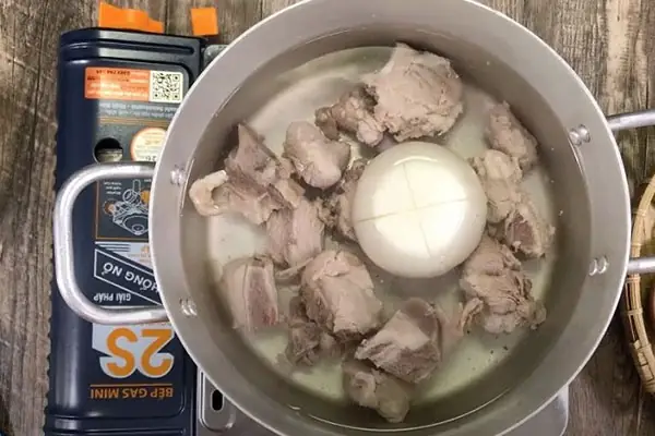 Công thức nấu bánh canh bột gạo Bình Định chuẩn vị