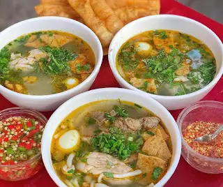 Cách Nấu Bánh Canh Chả Cá Đà Nẵng Chuẩn Vị Đậm Đà