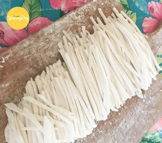 Hướng Dẫn Chi Tiết Cách Nấu Bánh Canh Sắc Thơm Ngon Chuẩn Vị Hướng Dẫn Chi Tiết Cách Nấu Bánh Canh Sắc Thơm Ngon Chuẩn Vị