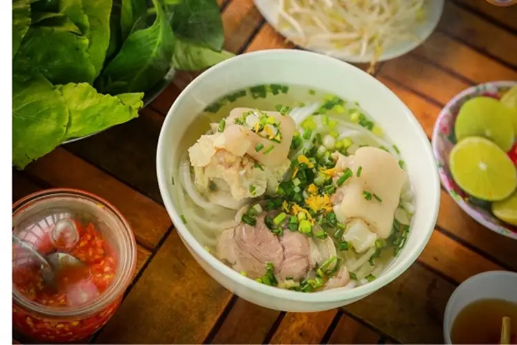 cách nấu bánh canh xương heo