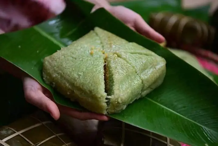 Hướng dẫn chi tiết cách nấu bánh tét lá xanh dẻo thơm đậm đà