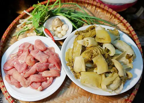 Cách Nấu Bao Tử Cá Basa Với Dưa Chua Thơm Ngon Đậm Đà