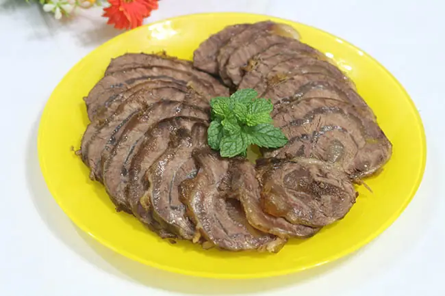 Cách nấu bắp bò kho gừng mềm ngon đậm đà tại nhà