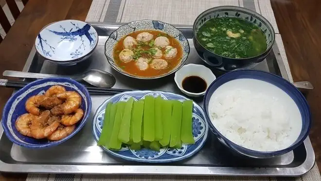 CÃ¡ch luá»c báº§u thanh mÃ¡t ngon ngá»t cho nhá»¯ng ngÃ y oi nÃ³ng