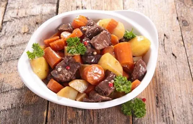 Cách Nấu Bò Hầm Củ Quả Mềm Ngon Chuẩn Vị Tại Nhà