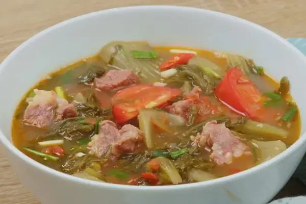 Hướng Dẫn Chi Tiết Cách Nấu Bò Hầm Dưa Chua Mềm Ngon Đậm Đà