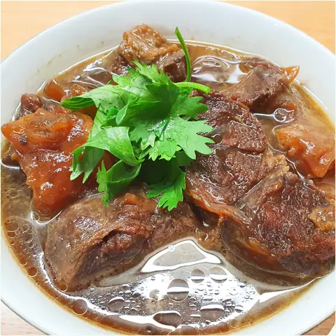 Cách Nấu Bò Kho Không Cần Bột Bò Kho: Bí Quyết Đậm Đà Chuẩn Vị