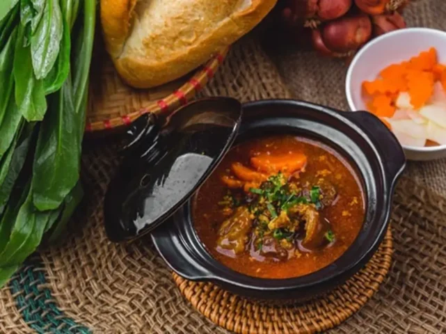 cách nấu bò kho miền trung