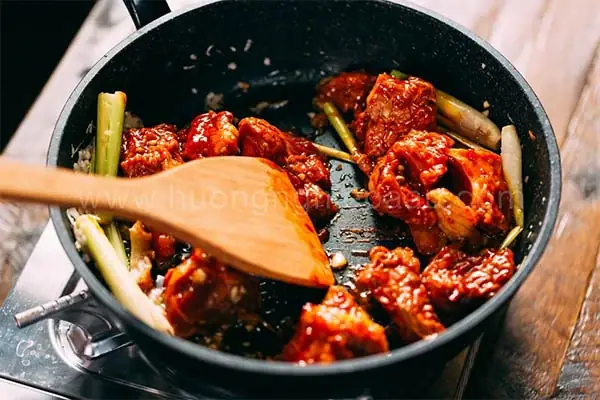 Cách Nấu Bò Kho Ngon Mềm Chuẩn Vị, Bí Quyết Đậm Đà