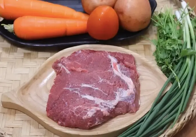 Cách Nấu Bò Khoai Tây Cà Rốt Ngon Mềm, Đậm Đà Chuẩn Vị