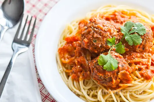 Hướng Dẫn Chi Tiết Cách Nấu Bò Viên Bánh Mì Thơm Ngon Chuẩn Vị Hướng Dẫn Chi Tiết Cách Nấu Bò Viên Bánh Mì Thơm Ngon Chuẩn Vị