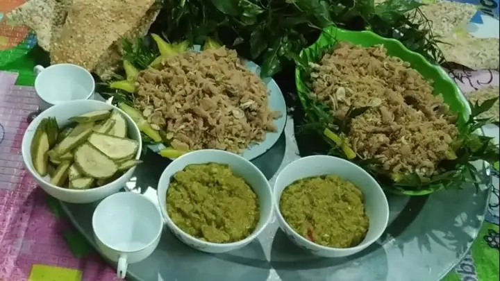 Hướng Dẫn Chi Tiết Cách Nấu Bỗng Chấm Gỏi Cá Tại Nhà