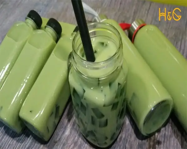 Cách Nấu Bột Trà Sữa Thơm Ngon: Hướng Dẫn Pha Trà Sữa Thái Xanh