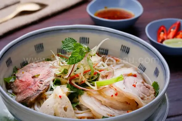Hướng Dẫn Chi Tiết Cách Nấu Bún Bò Gân Quảng Ngãi Hướng Dẫn Chi Tiết Cách Nấu Bún Bò Gân Quảng Ngãi