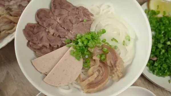 Cách Nấu Bún Bò Huế Chuẩn Vị Gia Truyền Ngon Hơn Cả Quán