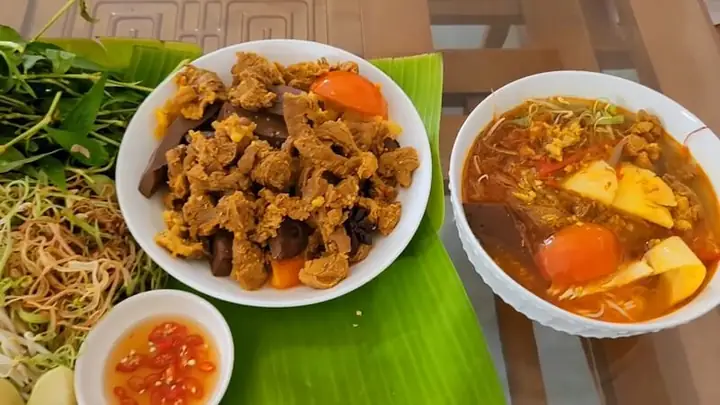 Công Thức Cách Nấu Bún Bò Rau Răm Đậm Đà Hương Vị Xứ Biển