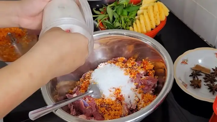 Công Thức Cách Nấu Bún Bò Rau Răm Đậm Đà Hương Vị Xứ Biển