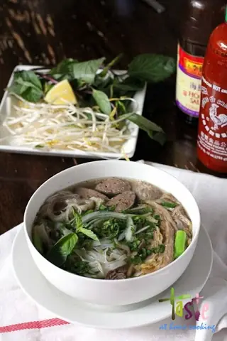 Cách Nấu Bún Bò Viên Gân Thơm Ngon, Chuẩn Vị Tại Nhà Cách Nấu Bún Bò Viên Gân Thơm Ngon, Chuẩn Vị Tại Nhà