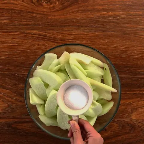 Cách Nấu Bún Bung Dọc Mùng Chuẩn Vị Gia Truyền Đậm Đà