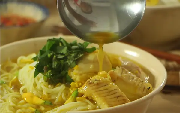 Hướng Dẫn Chi Tiết Cách Nấu Bún Cá Lóc An Giang Chuẩn Vị