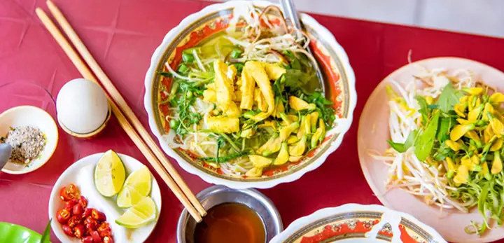 Hướng dẫn cách nấu bún cá nghệ chuẩn vị tại nhà