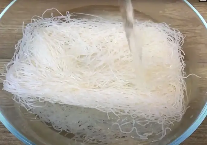 Cách Nấu Bún Lòng Gà Ngon Chuẩn Vị Đậm Đà Tại Gia