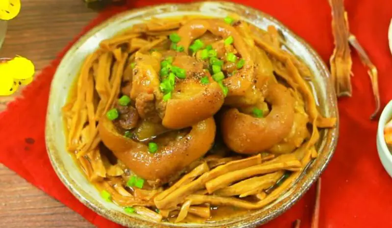 cách nấu bún măng giò heo