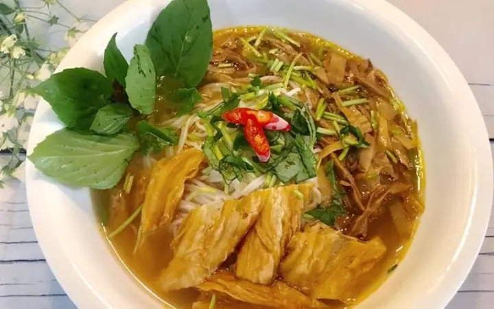 Cách Nấu Bún Măng Khô Chay Thơm Ngon, Đậm Đà Chuẩn Vị Gia Đình