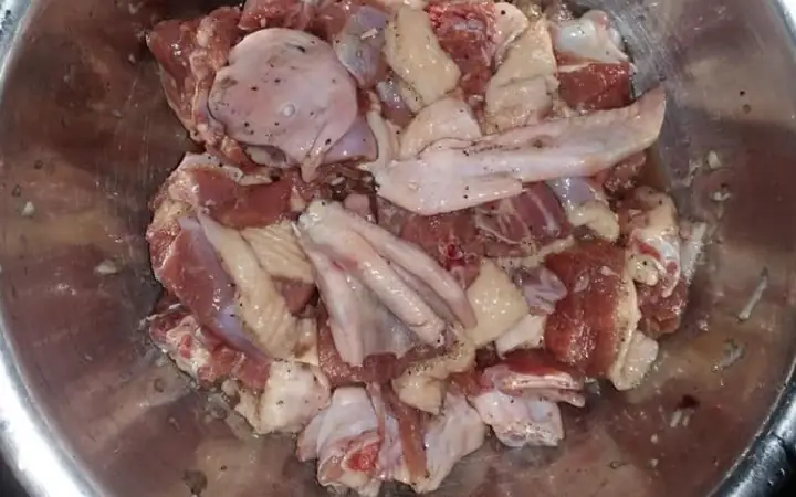 Cách Nấu Bún Măng Vịt Sài Gòn Chuẩn Vị Tại Nhà