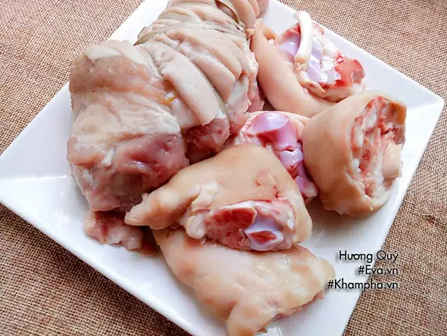 Cách nấu Bún Mọc Chân Giò chuẩn vị, thơm ngon tại nhà Cách nấu Bún Mọc Chân Giò chuẩn vị, thơm ngon tại nhà