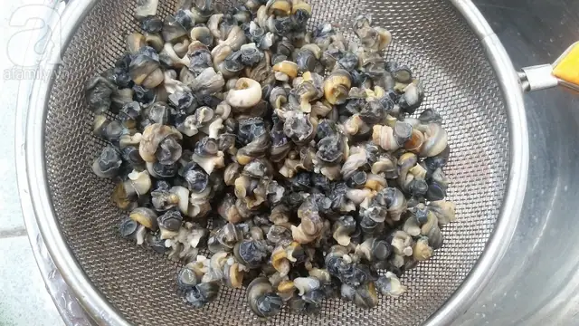 Hướng dẫn chi tiết cách nấu bún ốc Hải Phòng chuẩn vị