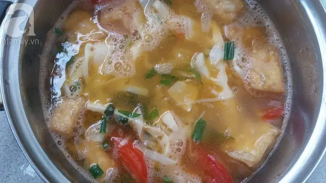 Hướng dẫn chi tiết cách nấu bún ốc Hải Phòng chuẩn vị