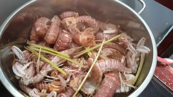 Cách nấu bún riêu bề bề chuẩn vị, thơm ngon tại nhà