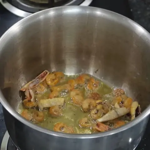 Hướng dẫn chi tiết cách nấu bún riêu ngon tuyệt chuẩn vị truyền thống