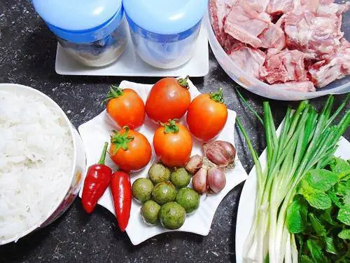 Cách Nấu Bún Sườn Chua Dọc Mùng Thơm Ngon Chuẩn Vị Hà Nội Cách Nấu Bún Sườn Chua Dọc Mùng Thơm Ngon Chuẩn Vị Hà Nội