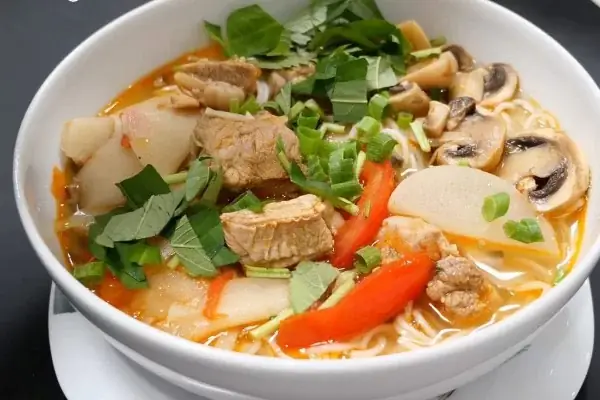 Cách Nấu Bún Sườn Măng Mọc Thơm Ngon Chuẩn Vị Gia Đình Cách Nấu Bún Sườn Măng Mọc Thơm Ngon Chuẩn Vị Gia Đình